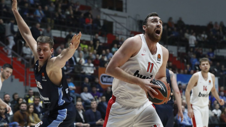 Nikola Milutinov dobio ugovor karijere u Moskvi