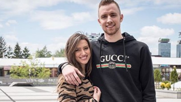 Fotografija Džanana Muse sa djevojkom je izazvala veliku pažnju, ali jedan komentar je nadmašio sve