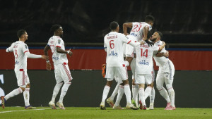 Lyon slavio u Parizu i preskočio PSG, povreda Neymara