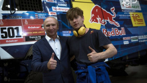 Kako izgleda kada freerunner kasni na posao u radionici čuvenog KAMAZ-a