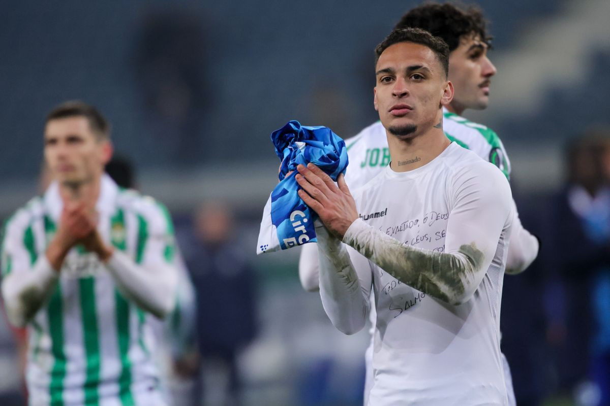 Svi u Manchesteru ga ismijavali, ali Antony će svima začepiti usta svojim transferom narednog ljeta! Svi u Manchesteru ga ismijavali, ali Antony će svima začepiti usta svojim transferom narednog ljeta!