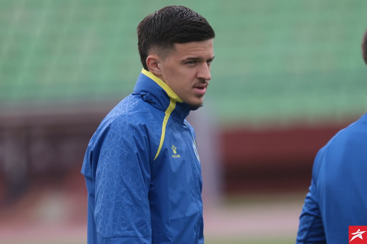Muharemović reagovao na transfer glasine: "Žele me Inter i Juventus? To mi jako prija, iako..." Muharemović reagovao na transfer glasine: "Žele me Inter i Juventus? To mi jako prija, iako..."