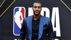 Gobert poklonio pola miliona dolara