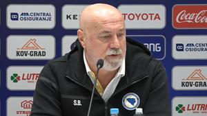 Barbarez otkrio ko će stati među stative protiv Poljske!