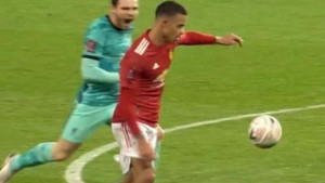 Robertson vrištao na Greenwooda i pokušao ga prepasti, a on zabio pogodak