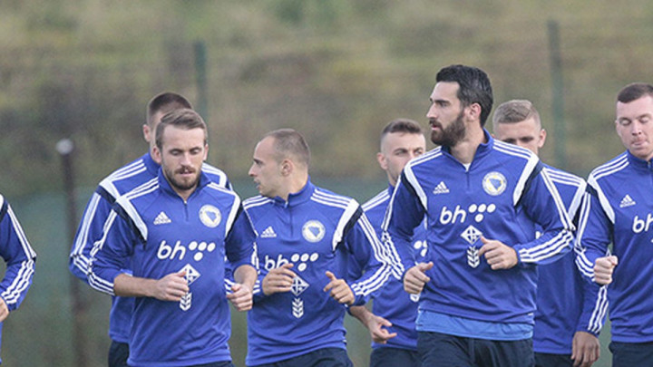 Fener ostaje bez toliko željenog pojačanja: Edin Višća i Riad Bajić zajedno u novom klubu?
