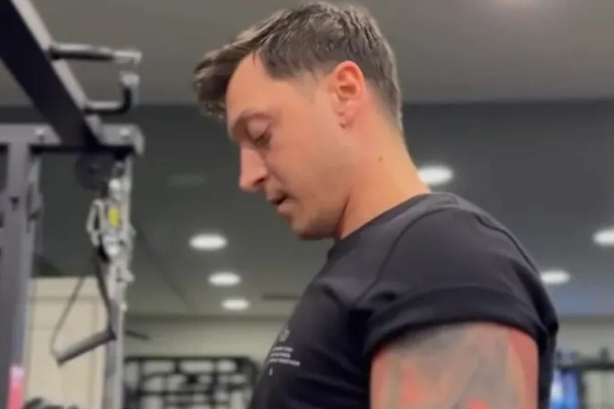 Fanovi ostali u nevjerici - U šta se to pretvorio Mesut Ozil?