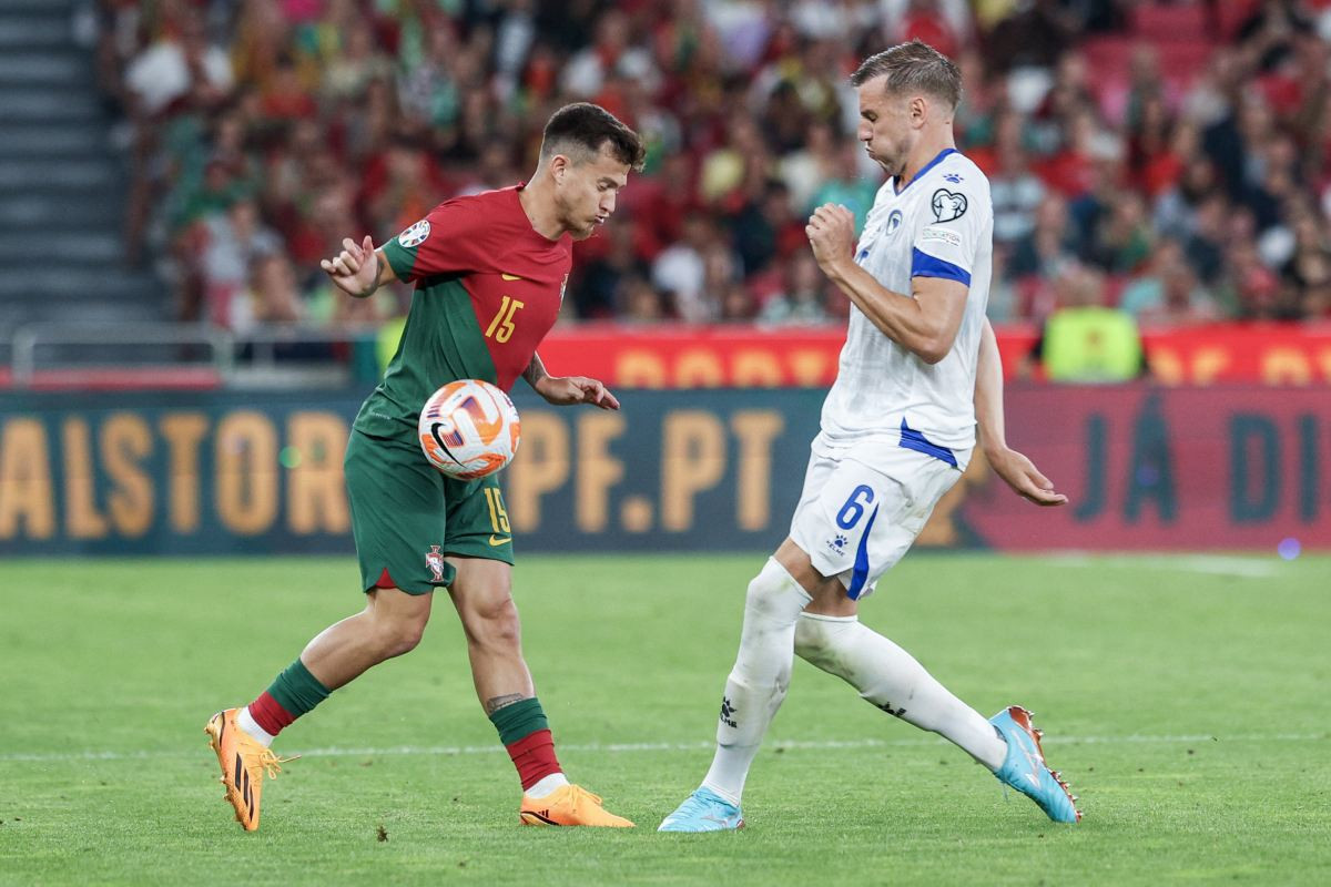 Portugal na nogama zbog scene na utakmici s BiH, odmah je reagovao prvi čovjek - "Neprihvatljivo"