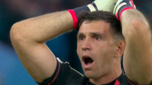 Reakcija Martineza govori sve: Gol godine viđen je na Villa parku, a primio ga je Pickford!