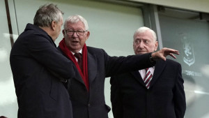 Legendarni Sir Alex Ferguson pravi šokantan povratak: Odmah je prihvatio ponudu koju je dobio