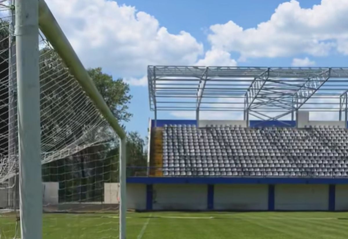 Bh. stadion dobio novi izgled, a klub se odmah oglasio: "Mnogi su sumnjali, ali to nije sve" Bh. stadion dobio novi izgled, a klub se odmah oglasio: "Mnogi su sumnjali, ali to nije sve"