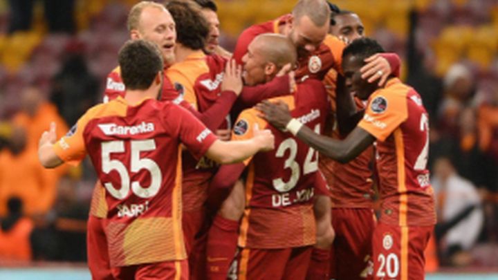Galata uvjerljiva, fantastična partija Sneijdera Galata uvjerljiva, fantastična partija Sneijdera