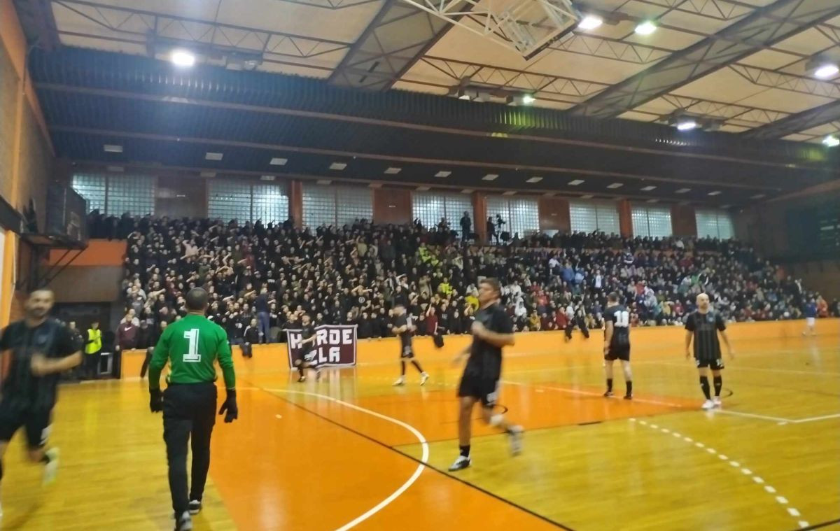 Horde zla priredile pravi spektakl u Skenderiji, vlada toliko interesovanje da su neki ostali ispred Horde zla priredile pravi spektakl u Skenderiji, vlada toliko interesovanje da su neki ostali ispred