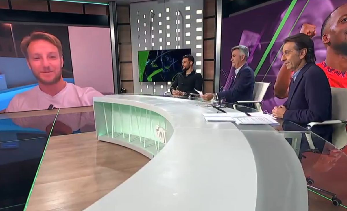 Novinari u čudu zbog načina na koji se Rakitić obratio srpskom fudbaleru: "Hrvat i Srbin, a..."