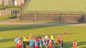 Mostarac "zakuhao" u Banovićima, uz pomoć policijskih snaga napustio teren
