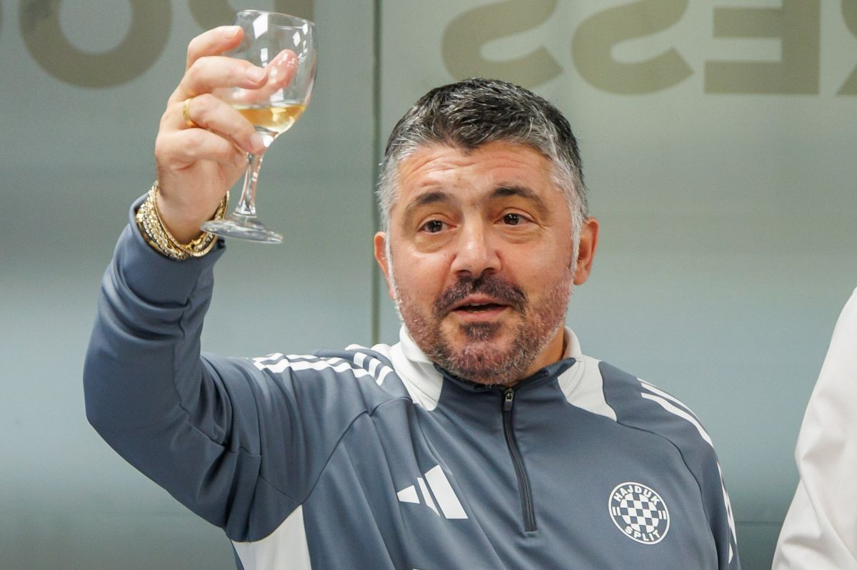 Još malo i moći će da nazdravi! Procurila Gattusova lista želja, nazire se prvo pojačanje Hajduka Još malo i moći će da nazdravi! Procurila Gattusova lista želja, nazire se prvo pojačanje Hajduka