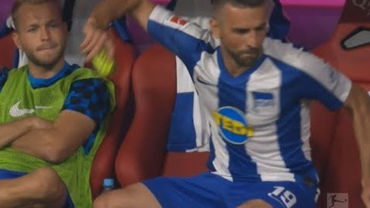 Ibišević ljutito bacao kostobrane nakon izmjene: "To nas je koštalo tri boda"