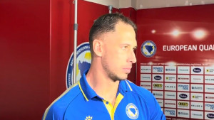 Katić dobio pitanje 'Kako glava?', a njegov odgovor će nasmijati Bosnu i Hercegovinu