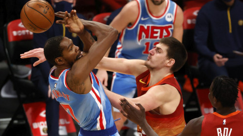 Novi triple-double Jokića, Rocketsi "prodisali" odlaskom Hardena