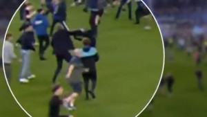 Legendarnom Francuzu se ne piše dobro: I policija se uključila u nokaut navijača Evertona 