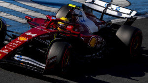Hamilton u puno boljem raspoloženju, ali ostao tajanstven: "Ferrari još nije gdje želimo"