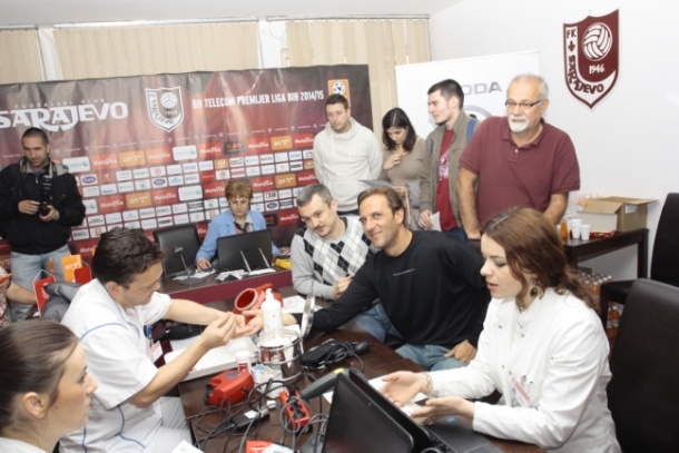 Navijači Sarajeva se odazvali na akciju darivanja krvi