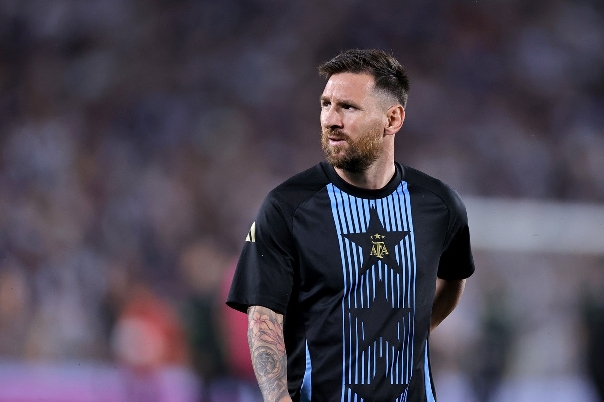 Američki kalendar mu je problem - Leo Messi se vraća u Evropu i to u Barcelonu!? Američki kalendar mu je problem - Leo Messi se vraća u Evropu i to u Barcelonu!?