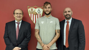 Nemanja Gudelj potpisao za Sevillu