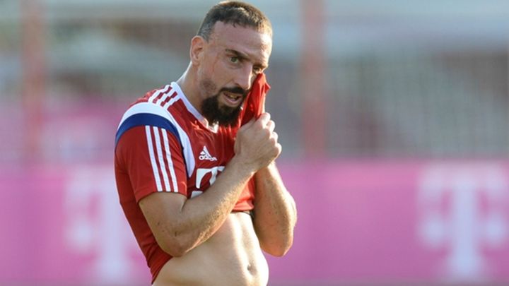 Ribery dva mjeseca van terena