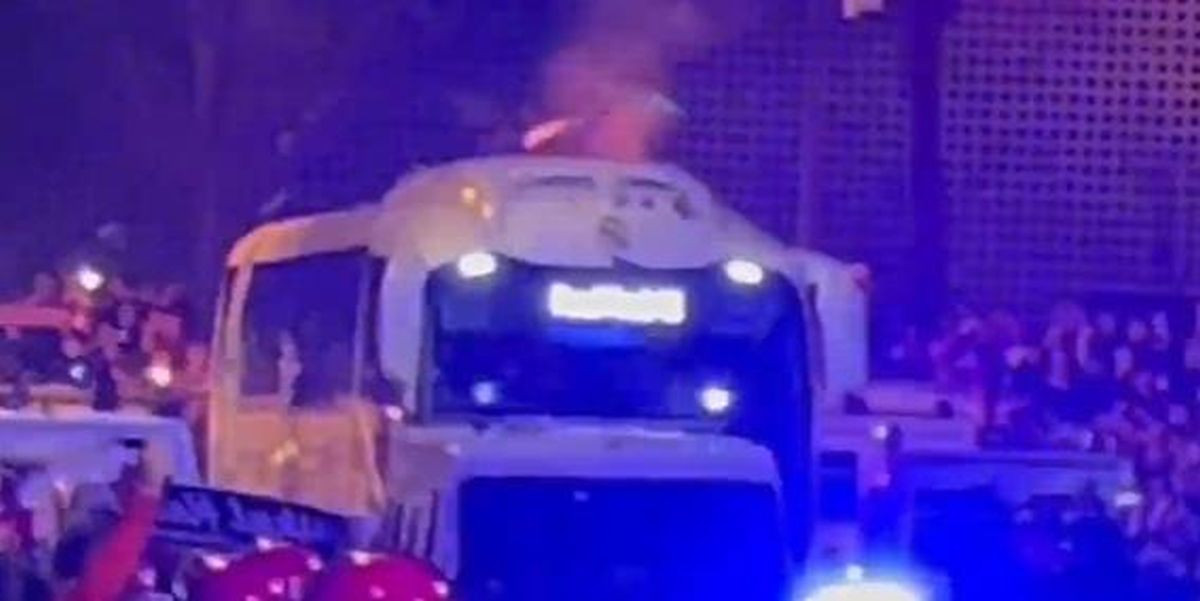 Kraljeve dočekao pakao: Kamenovan autobus sa igračima Real Madrida