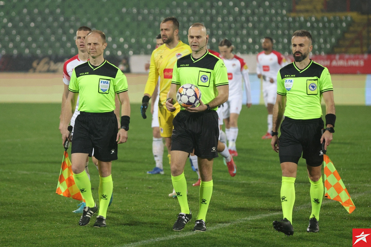 Sarajevo tražilo penal, glavni sudija i VAR se nisu oglasili Sarajevo tražilo penal, glavni sudija i VAR se nisu oglasili