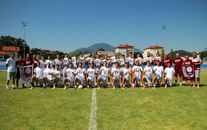 Fudbaleri Sarajeva odali počast žrtvama genocida