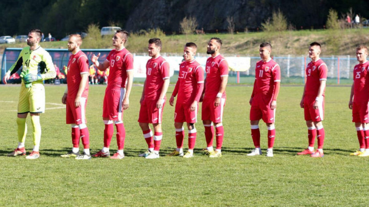 Osramotili se u Gradačcu: Primili peticu, pa bježali od medija