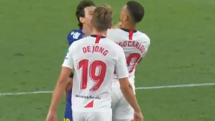 Sada je svima jasno zašto je Messi izgubio živce i nasrnuo na defanzivca Seville