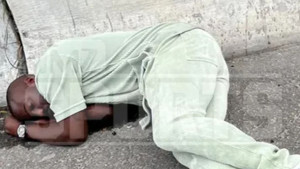 Razbijen od alkohola: Pijana zvijezda spavajući sačekala policiju nakon što je skrivio tešku nesreću
