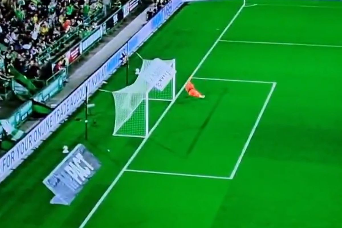 Au, pa šta ovo bi - Partizan je upravo primio gol kakav se dva puta ne može primiti!