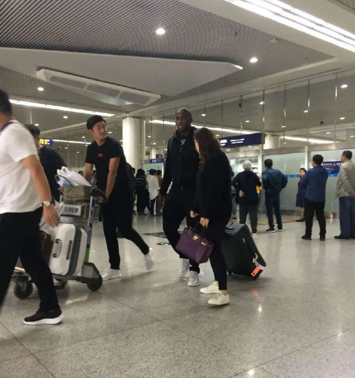 Yaya Toure uhvaćen na aerodromu, poznato ime novog kluba