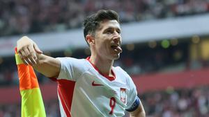 Da li je Robert Lewandowski namjerno dobio žuti karton da ne igra protiv BiH?