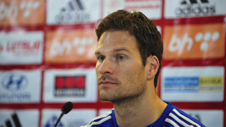 Chelseajeva crna lista: Među 10 zvijezda i Asmir Begović