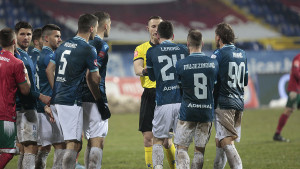 Manijaci su mu posvećivali pjesme, a sada već godinu dana igra niželigaški fudbal