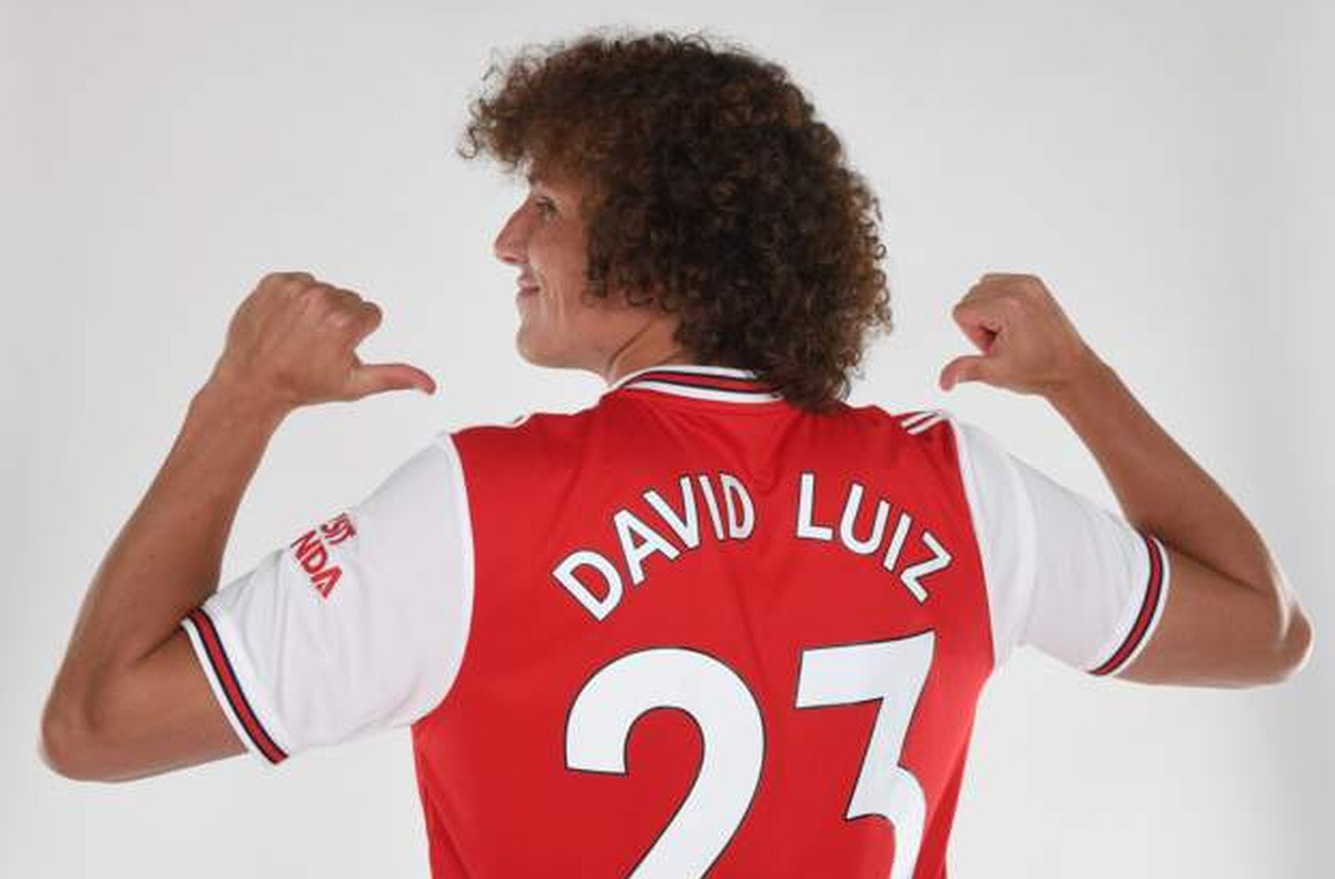 David Luiz potpisao za Arsenal i izabrao "kultni" broj na Emiratesu