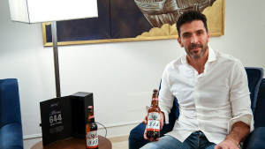 Jedno pivo za jedan primljen gol od Messija: Pa Iker Casillas će se dobro napiti!