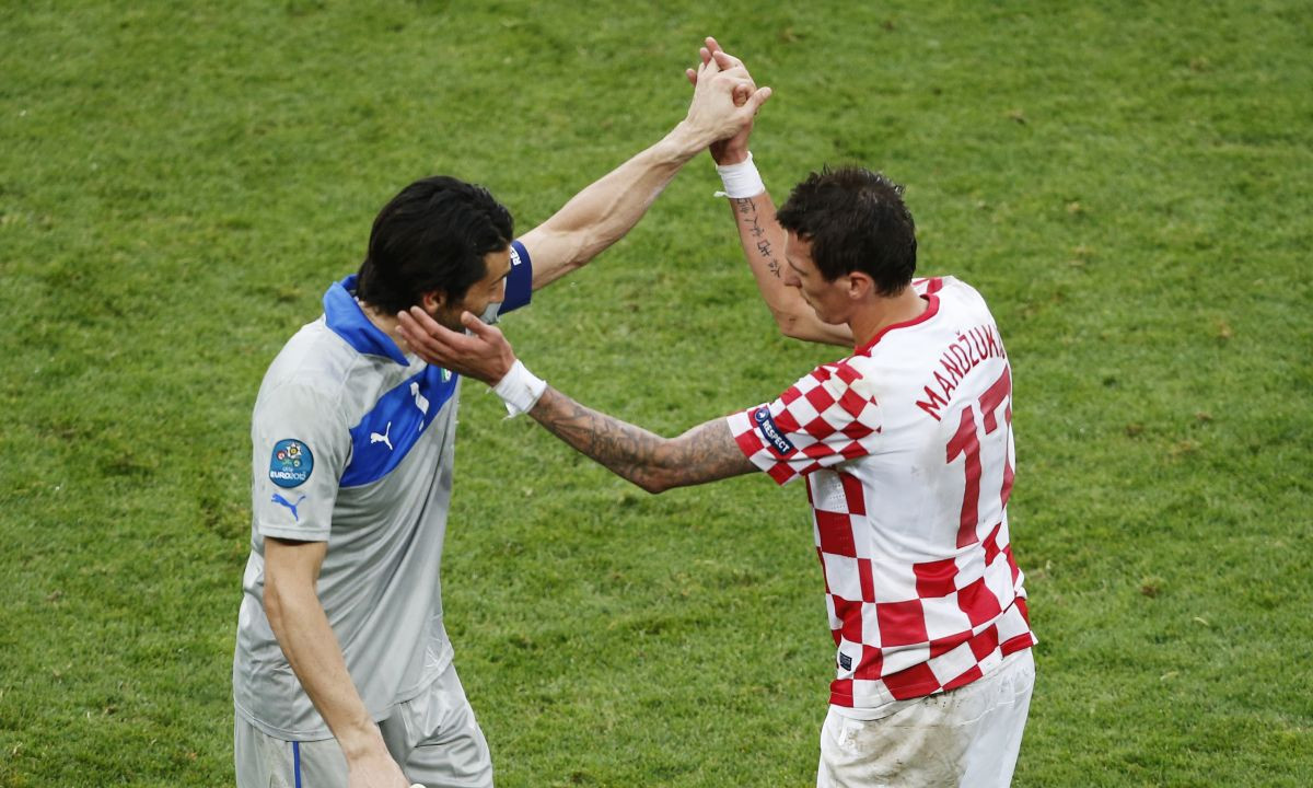 Buffon se prisjetio Mandžukića pa nasmijao svijet: "Bio je poseban, prve dvije godine samo je..:"
