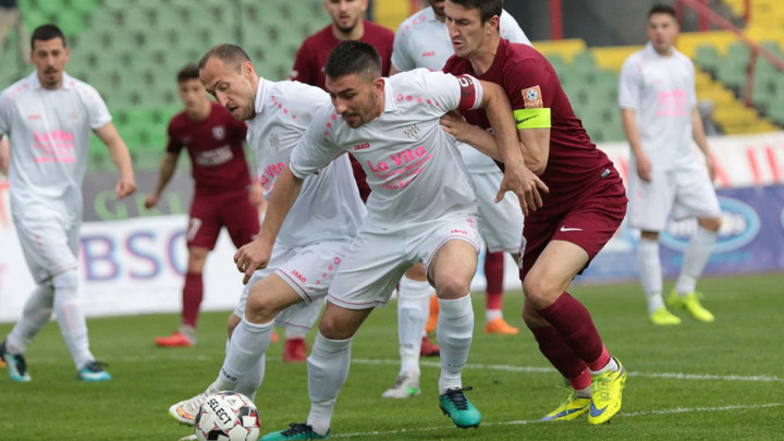 "Čekaj me, i ja ću sigurno doći": Igrači Jedinstva su jučer uzalud došli na stadion