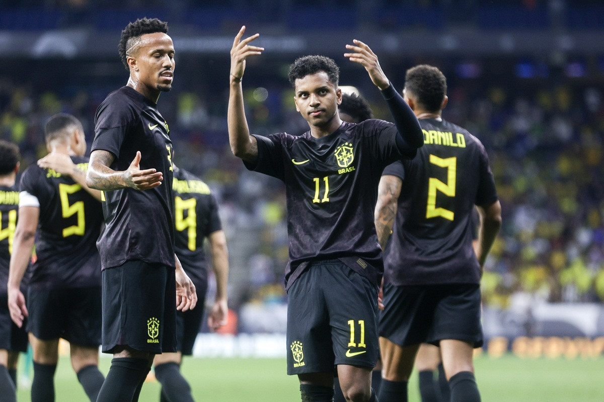 Poslali snažnu poruku: Brazilci igrali u crnim dresovima