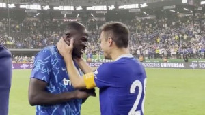 Jedan video bio je dovoljan da uvjeri navijače da Azpilicueta neće napustiti Chelsea