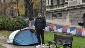 Srbija se divi heroju koji goloruk ide na režim, napravio je najhrabriji korak do sada!