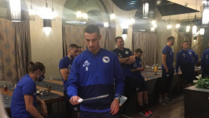 Slavilo se večeras među Zmajevima