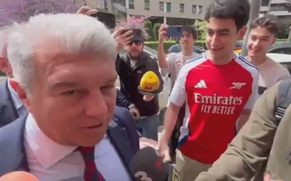 Laporta ugledao na ulici dečka u dresu Arsenala i nije mogao da se suzdrži, reakcija je sve rekla