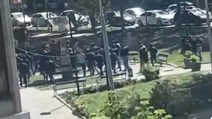 Haos na ulicama Beograda: Tuča Delija i Grobara, čula se rafalna paljba, pojavio se i video!
